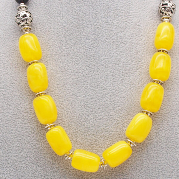 Collier ambre jaune AC-17